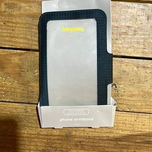 Heyday Biking Running Phone
Armband - Universal fits..